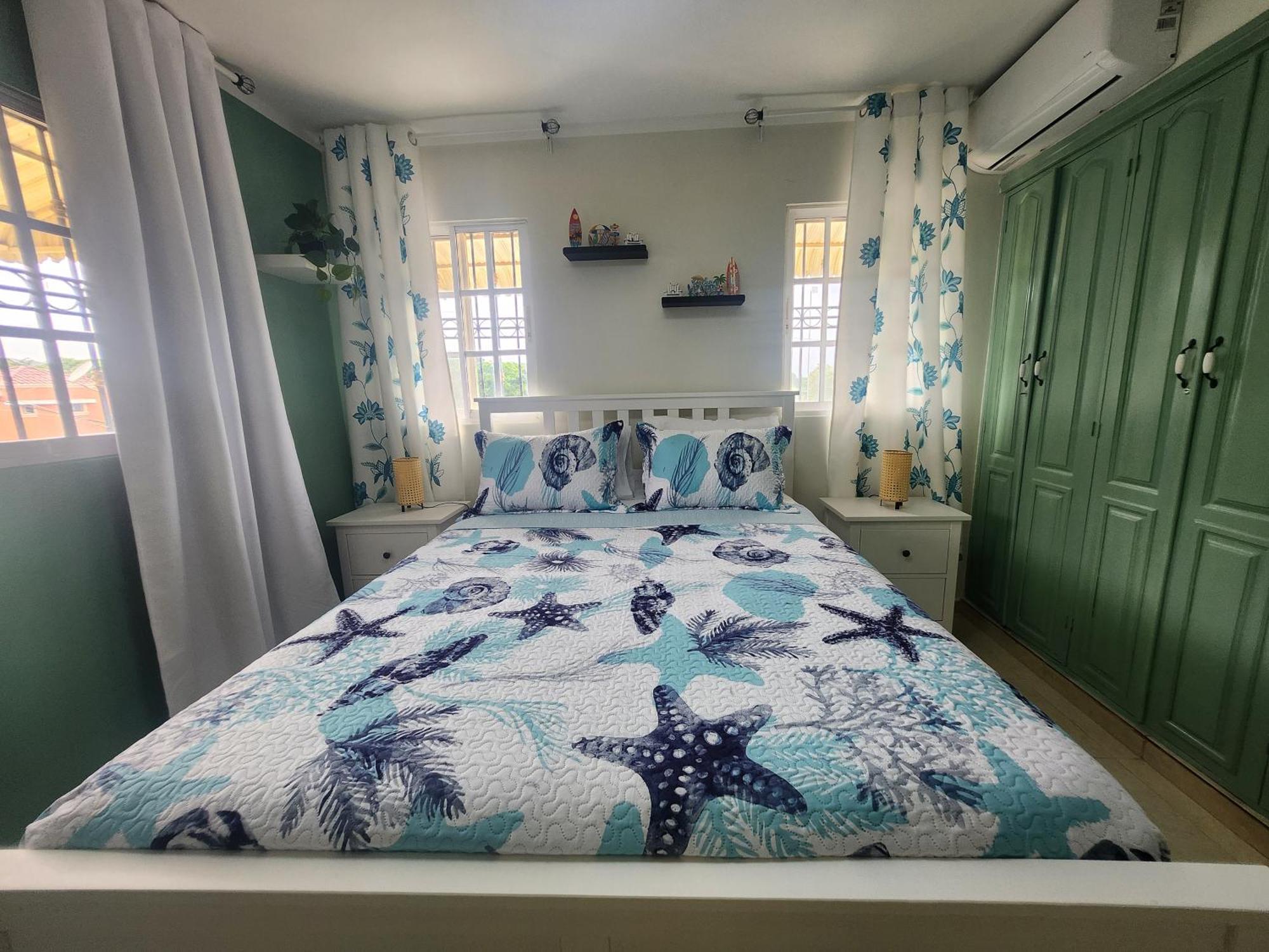 Casita Linda Larimar - 2Br Apartment With Rooftop, Bay Views, Fast Wifi, Near Beach In Barahona 外观 照片